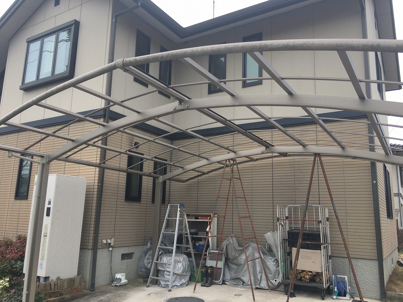 アクリル屋根撤去